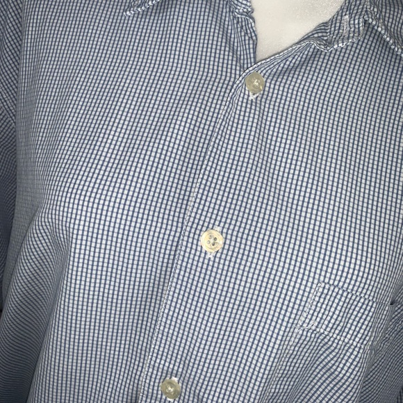 IZOD blue and white button down shirt 100% cotton - Picture 3 of 4